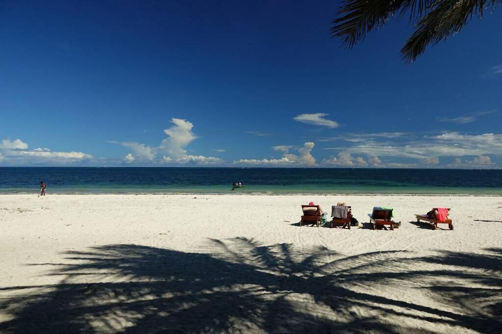 Cowrie Beach Haven Studio Apartamento Mombasa Exterior foto